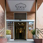 Giovanni Giacomo Hotel 4*