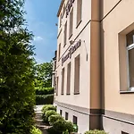 Giovanni Giacomo Hotel