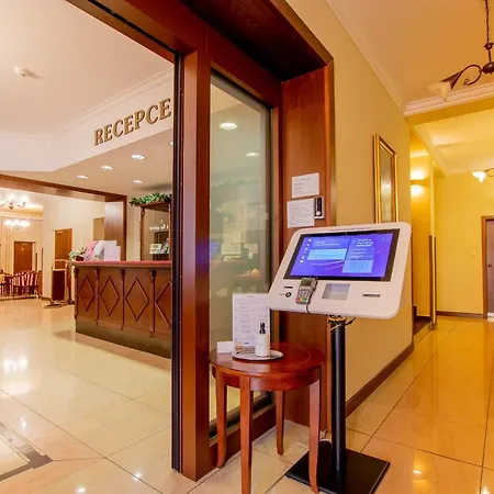 乔瓦尼贾科莫酒店