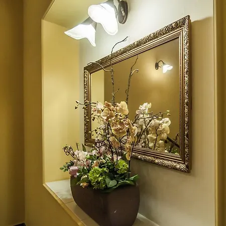 Giovanni Giacomo Hotel 4*