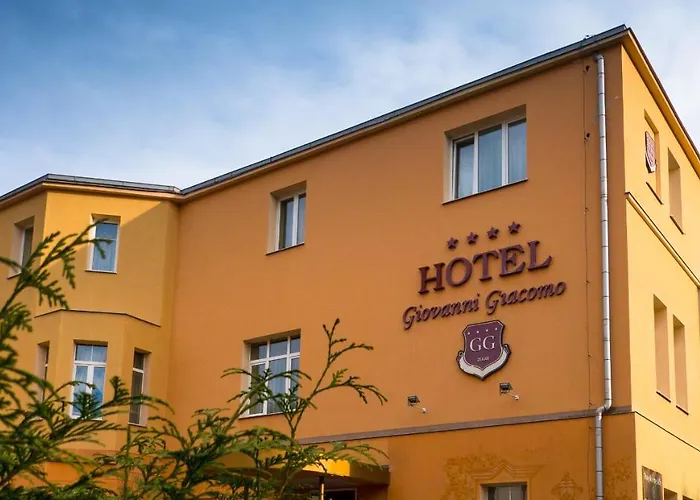 Giovanni Giacomo Hotel 4*