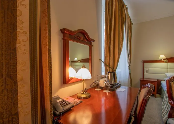 Giovanni Giacomo Hotel 4*