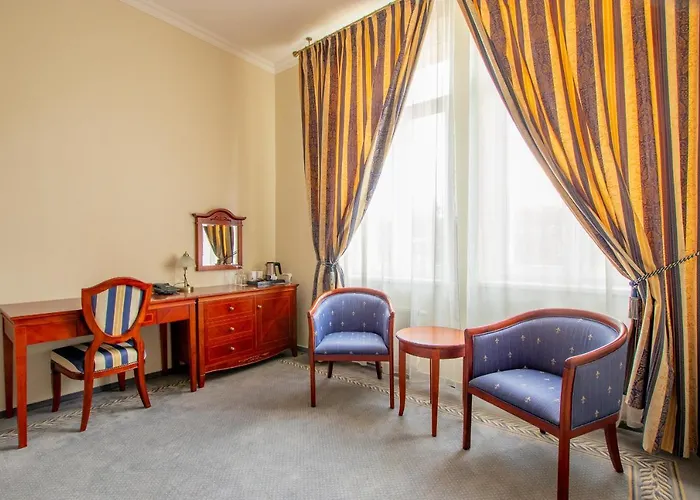 Hotel Giovanni Giacomo 4*