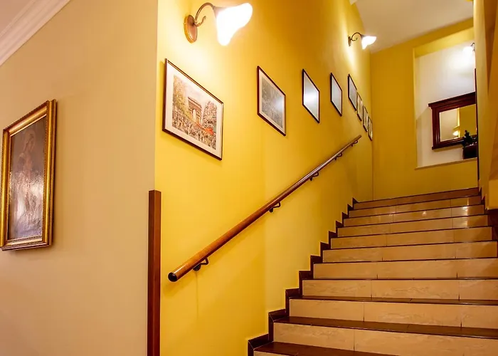 Hotel Giovanni Giacomo 4*